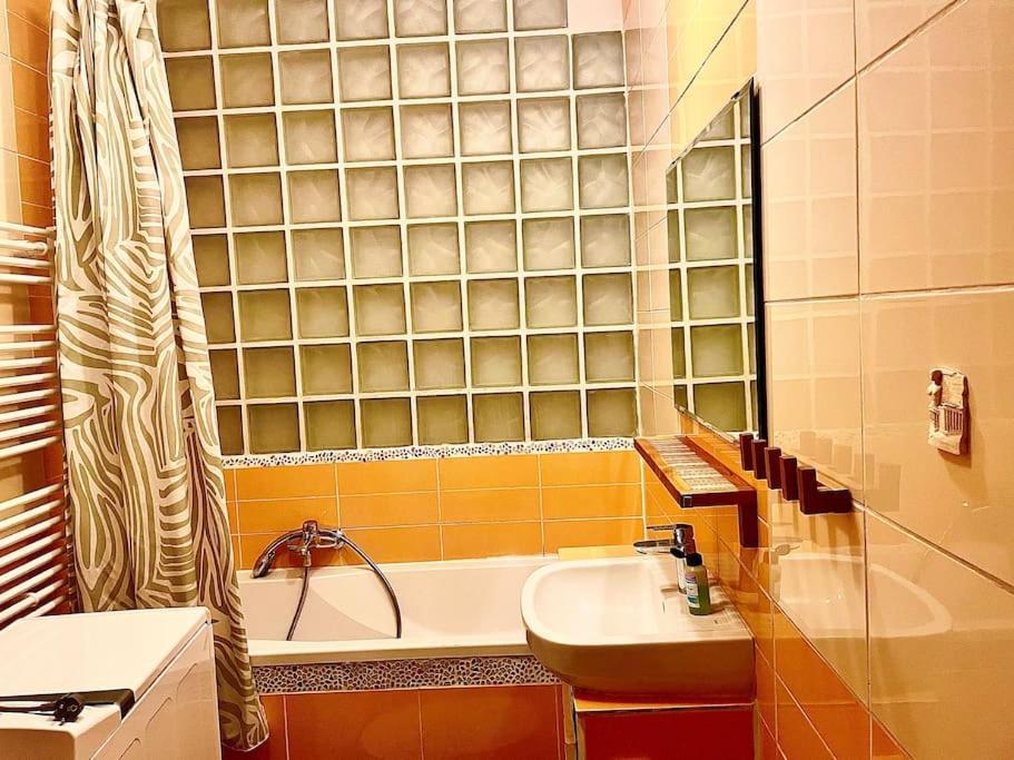 2,5 Izbovy Apartman V Ruzinove S Parkovanim Zdarma Bratislava Extérieur photo